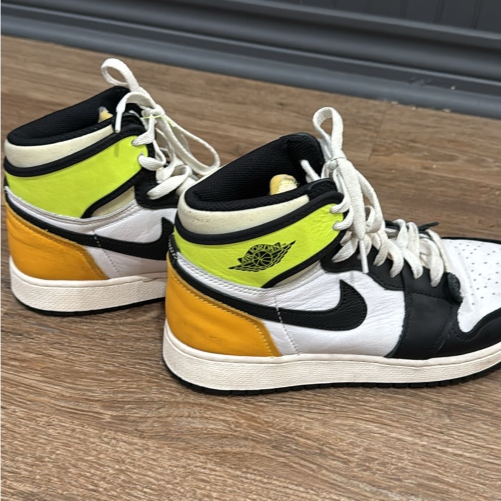 Nike Jordan Kids High-Top Sneakers in White, Black, Neon Yellow & Yellow